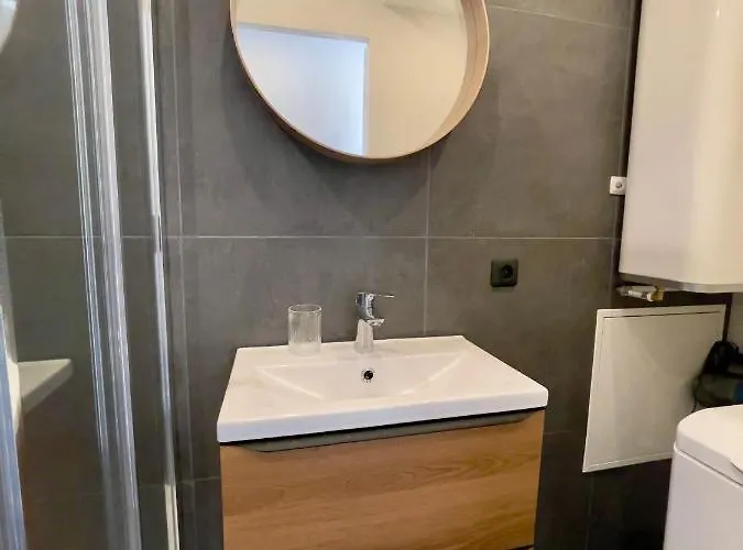 Laura Cosy T2 *clim* Proche Gare