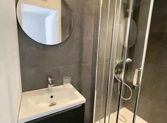 Laura Cosy T2 *clim* Proche Gare Апартаменти *